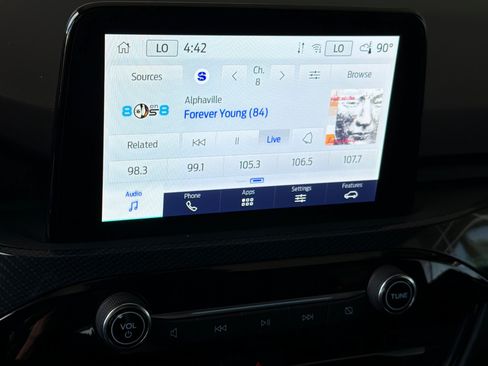 Used 2025 Ford Escape ST-Line AWD/4WD image 18