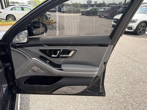 Used 2021 Mercedes-Benz S 580 4MATIC Sedan image 14