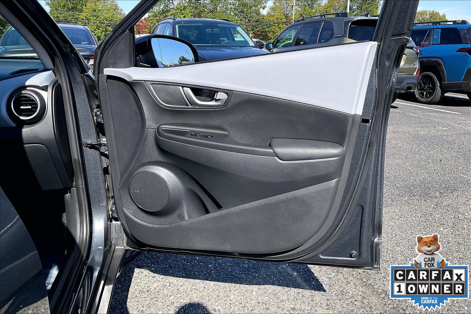 Used 2019 Hyundai Kona Limited FWD image 23