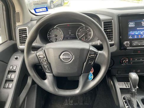 Used 2022 Nissan Frontier SV RWD image 26