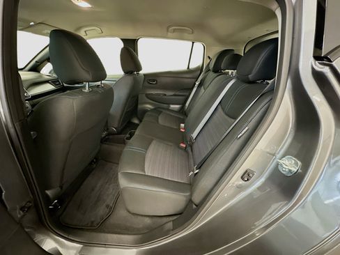 Used 2025 Nissan Leaf S FWD image 28