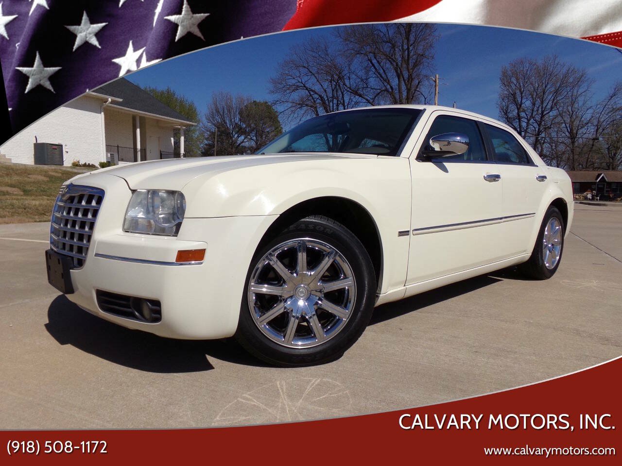Used 2010 Chrysler 300 Touring RWD image 1
