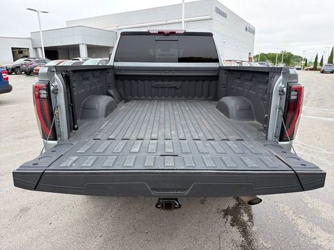 Used 2024 GMC Sierra 2500 AT4 w/ Technology Package AWD/4WD image 24