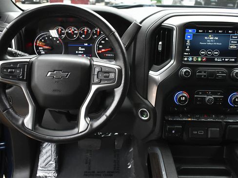 Used 2021 Chevrolet Silverado 1500 RST w/ All Star Edition Plus AWD/4WD image 12