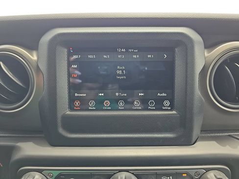 Used 2023 Jeep Wrangler Unlimited Sport AWD/4WD image 21