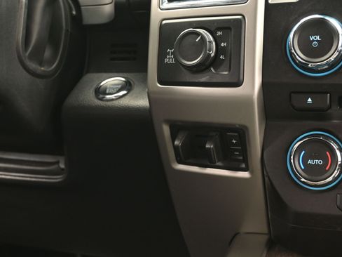 Used 2018 Ford F250 Lariat w/ Lariat Ultimate Package image 37