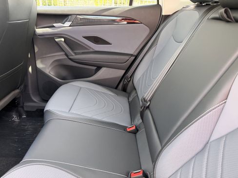 New 2026 Volkswagen Tiguan SE image 14