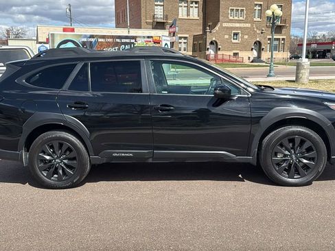 Certified 2023 Subaru Outback Onyx Edition XT image 4