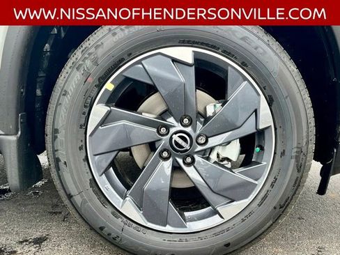 New 2026 Nissan Rogue SV w/ SV Premium Package FWD image 21