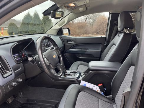Used 2021 Chevrolet Colorado Z71 w/ Safety Package image 12