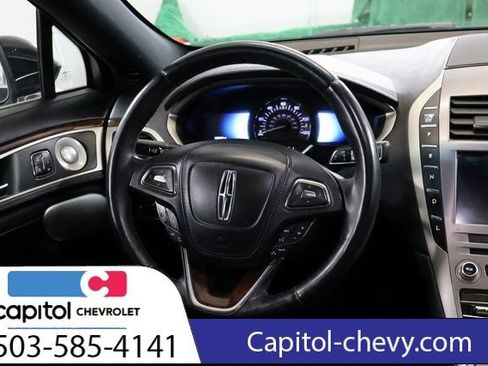 Used 2019 Lincoln MKZ Reserve w/ Luxury Package image 15