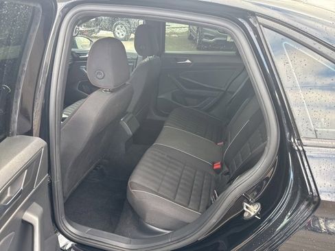 Used 2021 Volkswagen Jetta GLI image 10