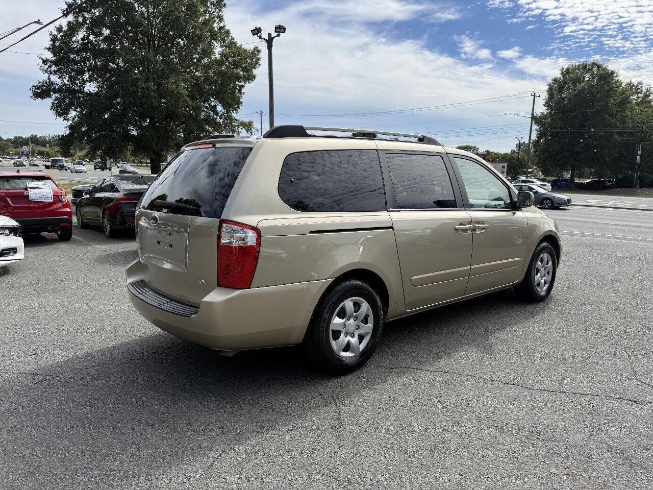 Used 2007 Kia Sedona LX FWD image 5