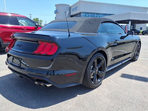 Used 2021 Ford Mustang GT Premium w/ Equipment Group 401A RWD image 4