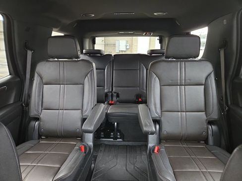 Used 2025 Chevrolet Tahoe High Country image 29