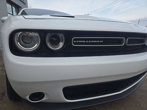 Used 2015 Dodge Challenger SXT w/ Sound Group image 16
