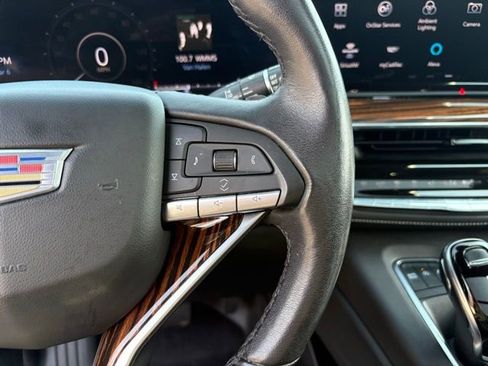 Used 2021 Cadillac Escalade ESV Premium Luxury image 35