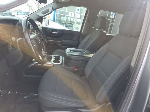 Used 2020 Chevrolet Silverado 1500 LT Trail Boss image 23