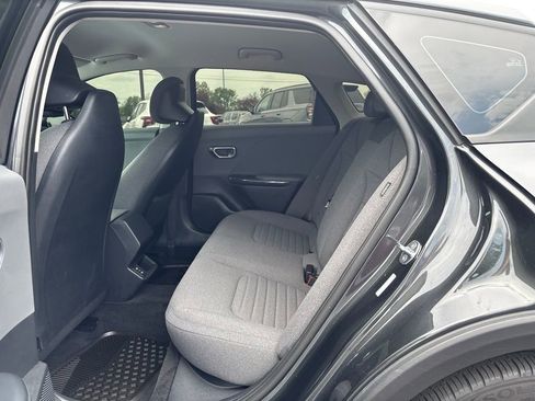 Used 2025 Kia K4 EX FWD image 16