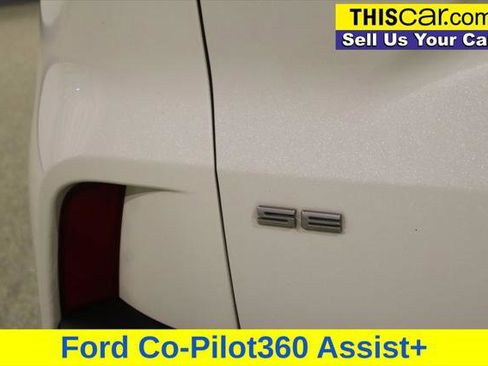 Used 2022 Ford Escape SE w/ SE Sport Appearance Package FWD image 12