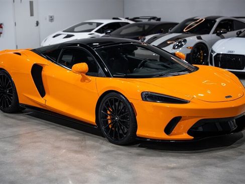 Used 2023 McLaren GT RWD image 8