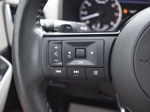 Used 2023 Nissan Rogue SL w/ SL Premium Package FWD image 35