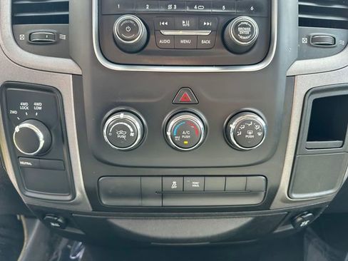Used 2014 RAM 1500 Express AWD/4WD image 17