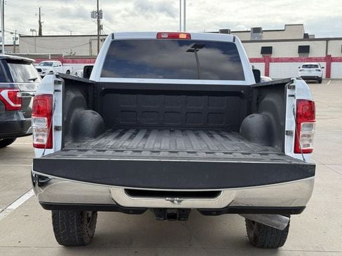 Used 2024 RAM 2500 Big Horn w/ Off Road Package AWD/4WD image 33