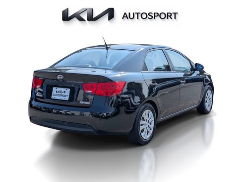Used 2010 Kia Forte LX w/ Convenience Pkg FWD image 9