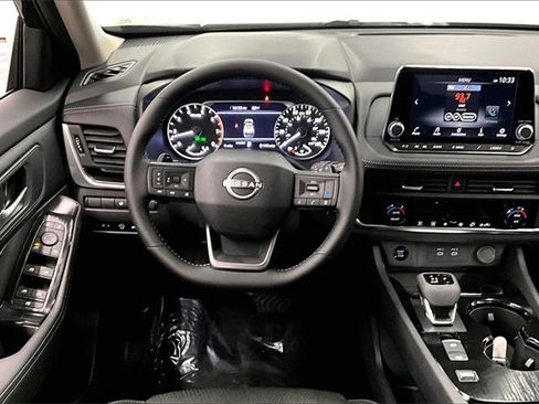 New 2025 Nissan Rogue SV image 19