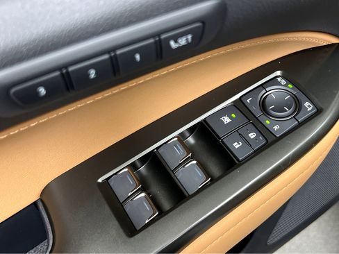 New 2026 Lexus NX 450h+ 450h+ Luxury image 40