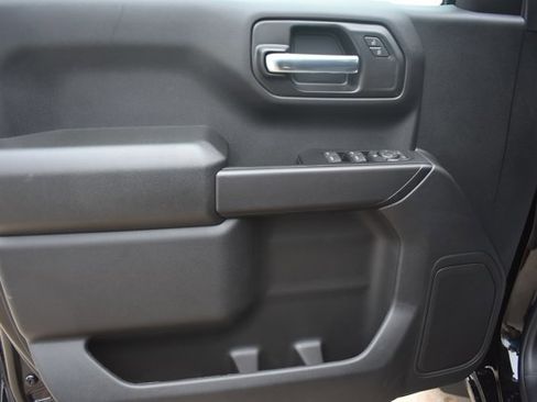 New 2026 Chevrolet Silverado 1500 Custom AWD/4WD image 16