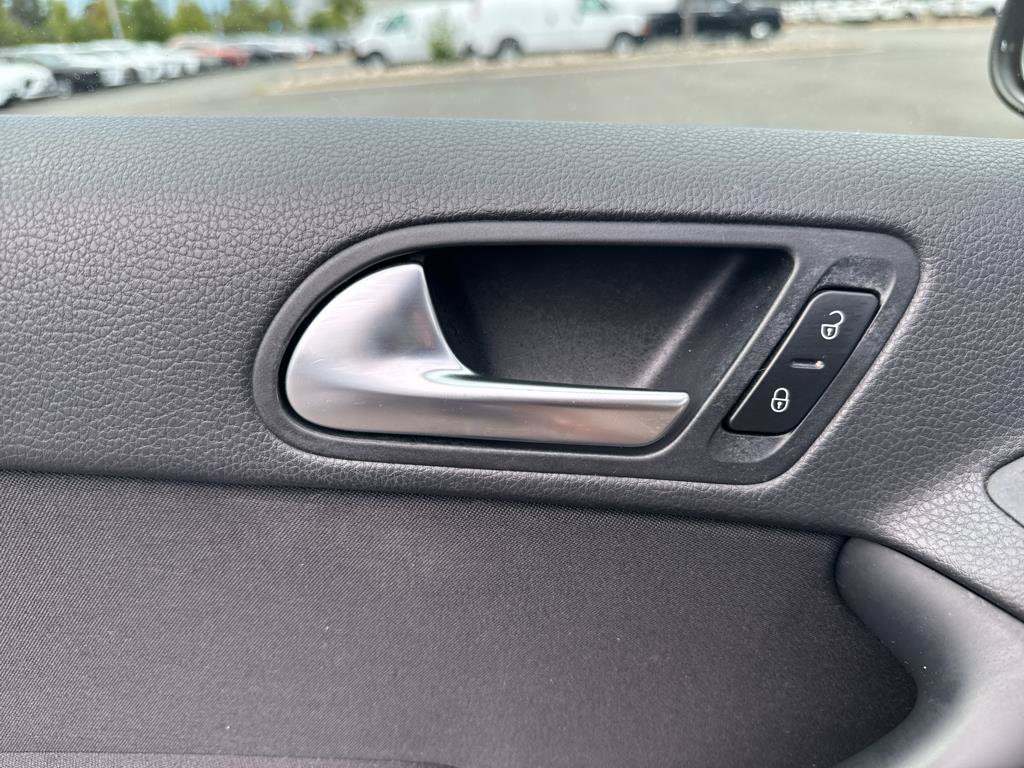Used 2018 Volkswagen Tiguan Limited AWD/4WD image 21