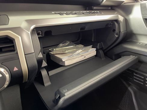 Used 2024 Toyota Tacoma SR5 image 21