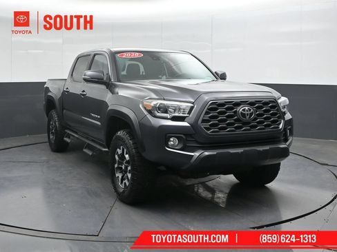 Used 2020 Toyota Tacoma TRD Off-Road AWD/4WD image 5