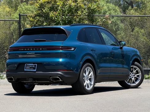 Used 2026 Porsche Cayenne AWD/4WD image 7