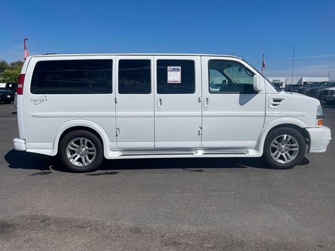 Used 2014 Chevrolet Express 1500 AWD image 11