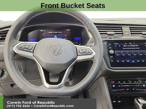 Used 2024 Volkswagen Tiguan SE image 13