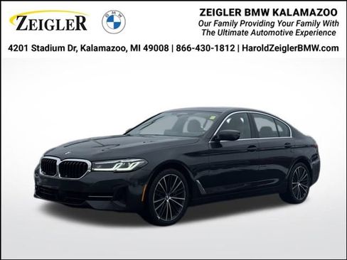 Used 2023 BMW 540i xDrive w/ Premium Package image 1