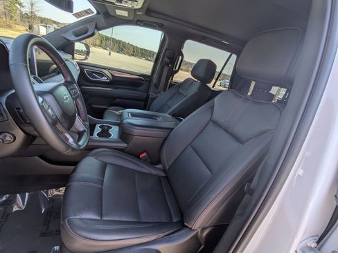 Used 2024 Chevrolet Tahoe RST w/ Luxury Package image 19