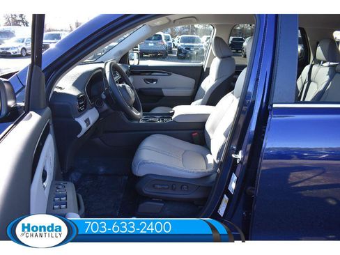 New 2025 Honda Pilot EX-L image 25