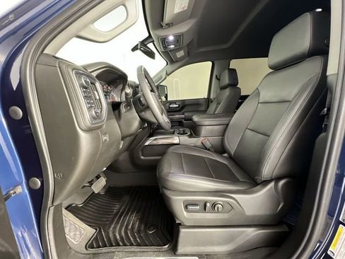 Used 2022 Chevrolet Silverado 2500 LTZ w/ LTZ Plus Package AWD/4WD image 19
