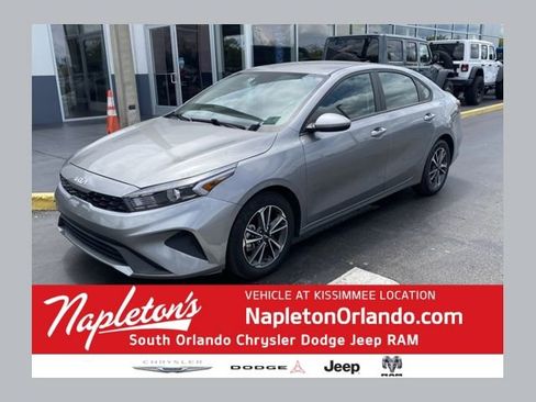 Used 2024 Kia Forte LXS image 1