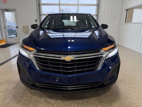 Used 2022 Chevrolet Equinox LS image 39