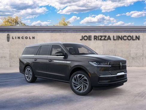 New 2025 Lincoln Navigator L Reserve AWD/4WD image 7