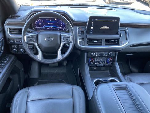 Used 2022 Chevrolet Tahoe Z71 w/ Z71 Off-Road Package image 13