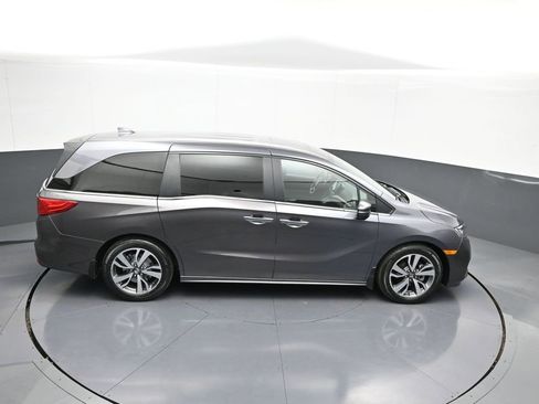 Certified 2022 Honda Odyssey Touring image 39
