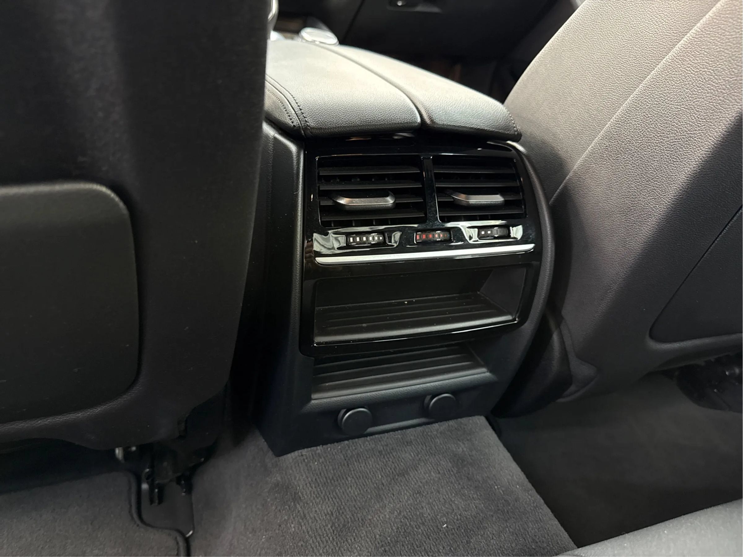 Used 2018 BMW 530i RWD image 27