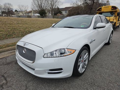 Used 2014 Jaguar XJ L Portfolio image 3