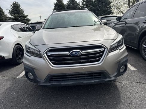 Used 2018 Subaru Outback 3.6R Limited image 7